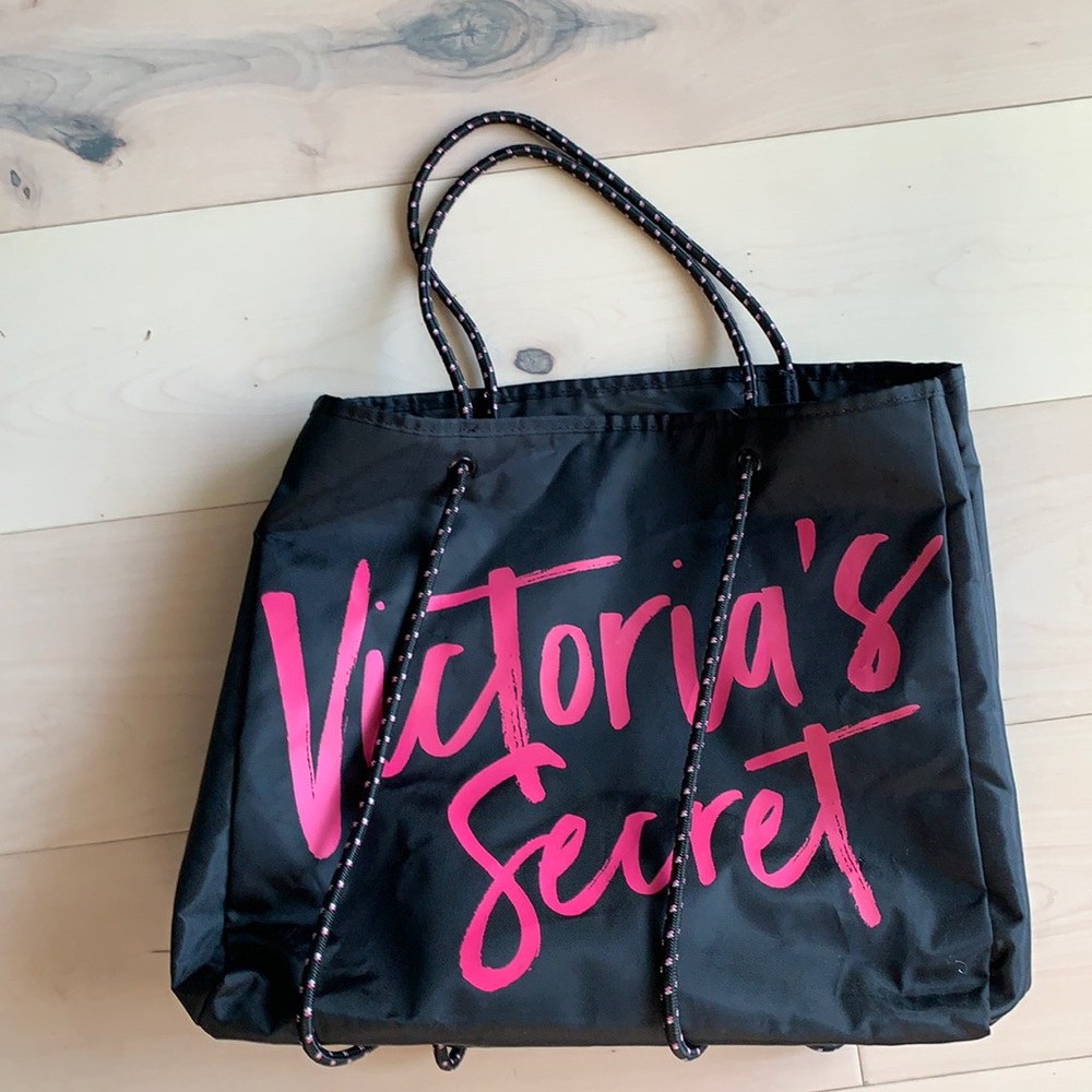 Victoria’s Secret Shoulder Bag